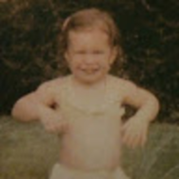 Meet your Posher, Joanne - Picture 1 of 1